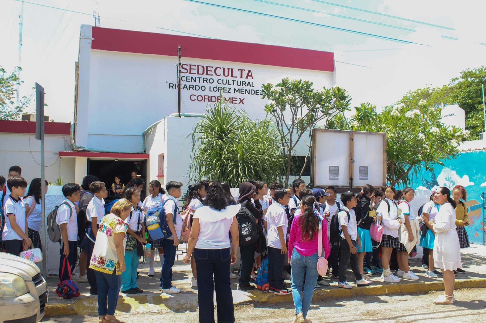 Más de 150 niños y niñas festejan el arte y lo urbano en el Centro Cultural Ricardo López Méndez