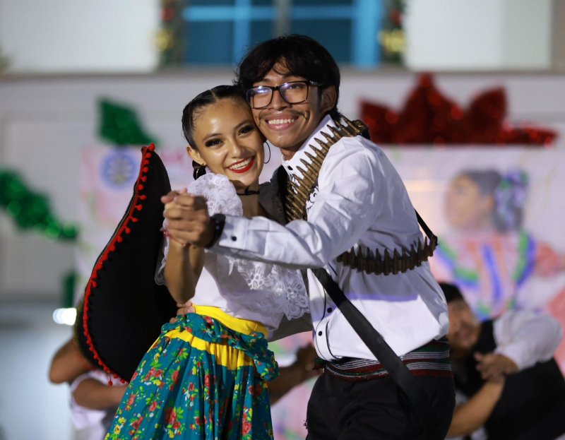 Celebran gran final del Concurso Municipal de Danza para fortalecer la identidad cultural en Isla Mujeres