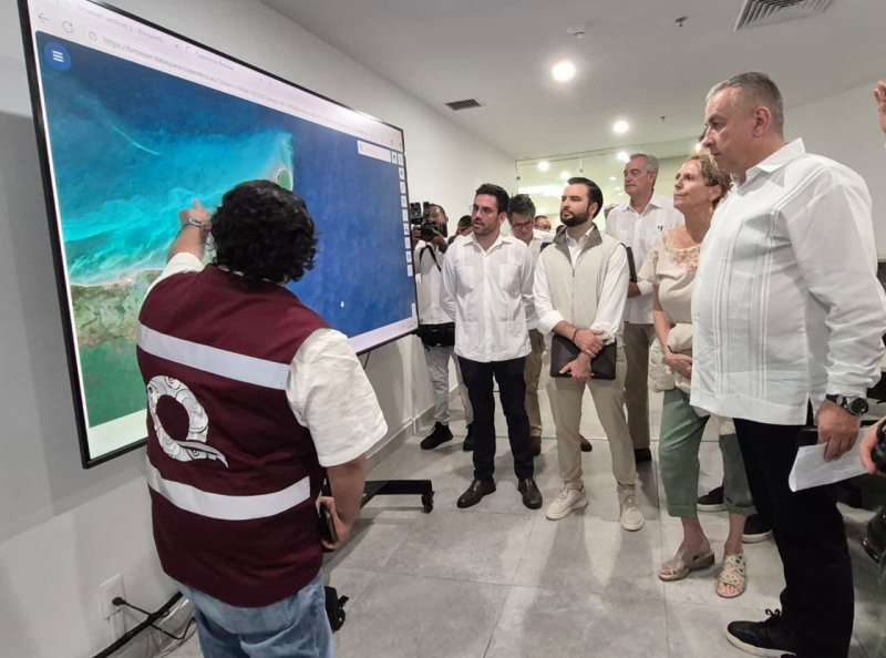 Realiza SEMA recorrido en buque sargacero Natans y Centro de Monitoreo de Sargazo con la Unión Europea, SEMARNAT y SEMAR