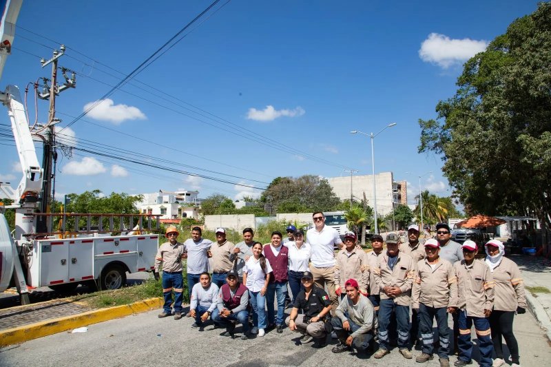 Estefanía Mercado pone en marcha intensa jornada de mejoramiento urbano para transformar calles de Playa del Carmen