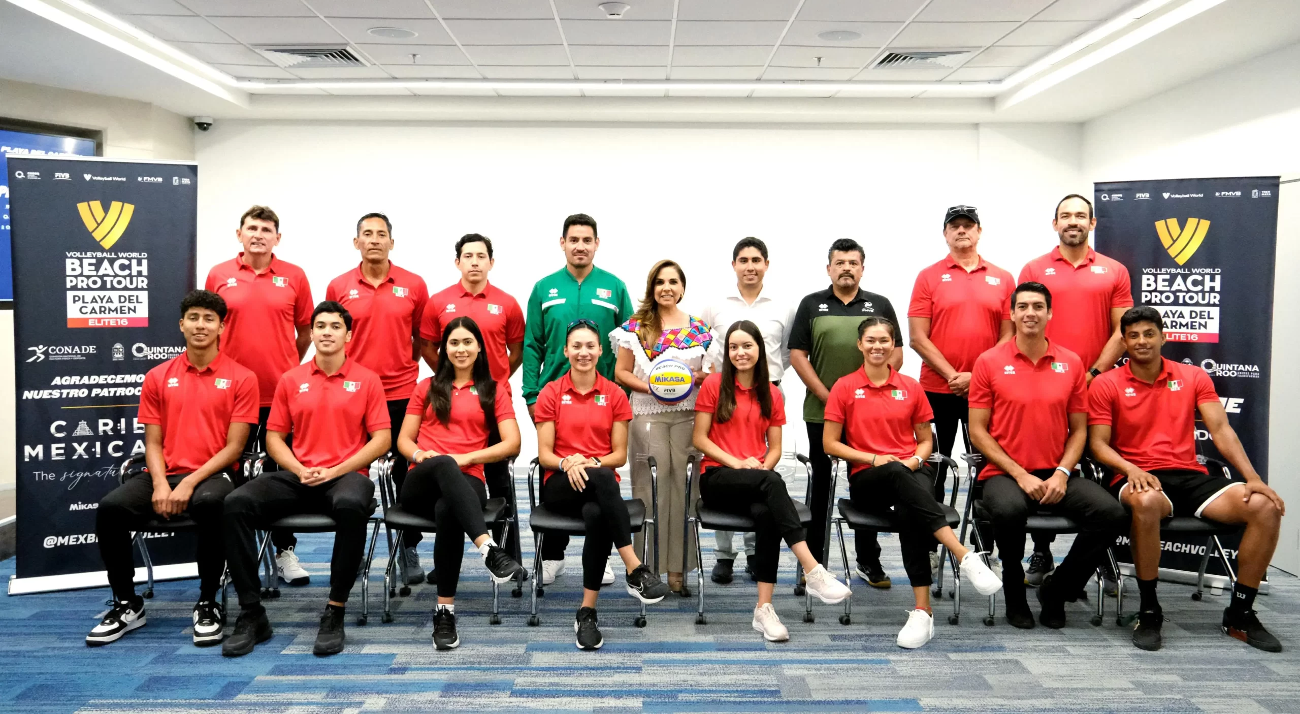Mara Lezama da bienvenida a Selección Mexicana del “Tour Mundial de Voleibol de Playa Elite 16” en Playa del Carmen