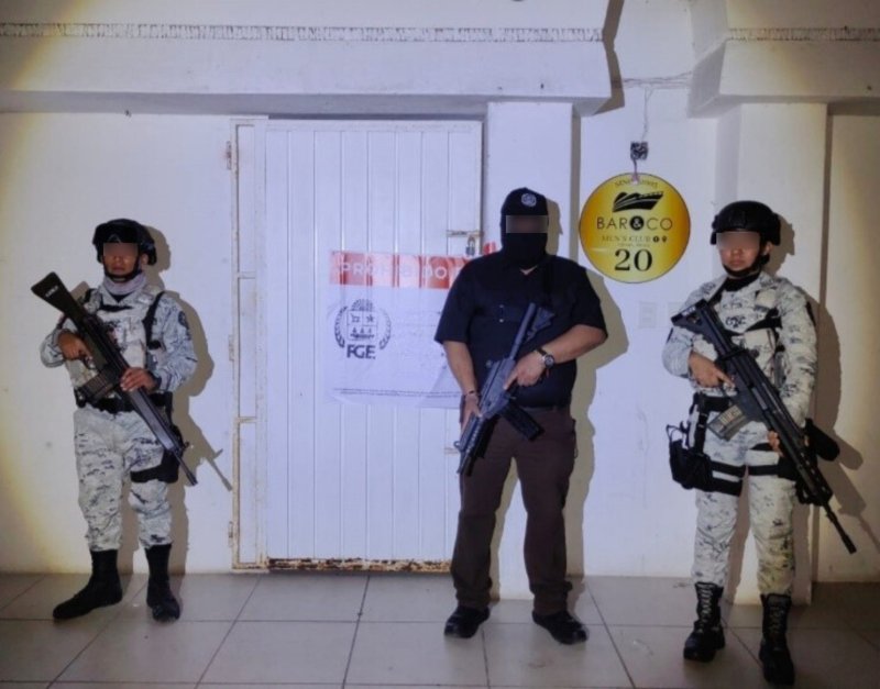 Rescatan FGE y Guardia Nacional a 13 mujeres víctimas de explotación sexual en un bar de Cozumel