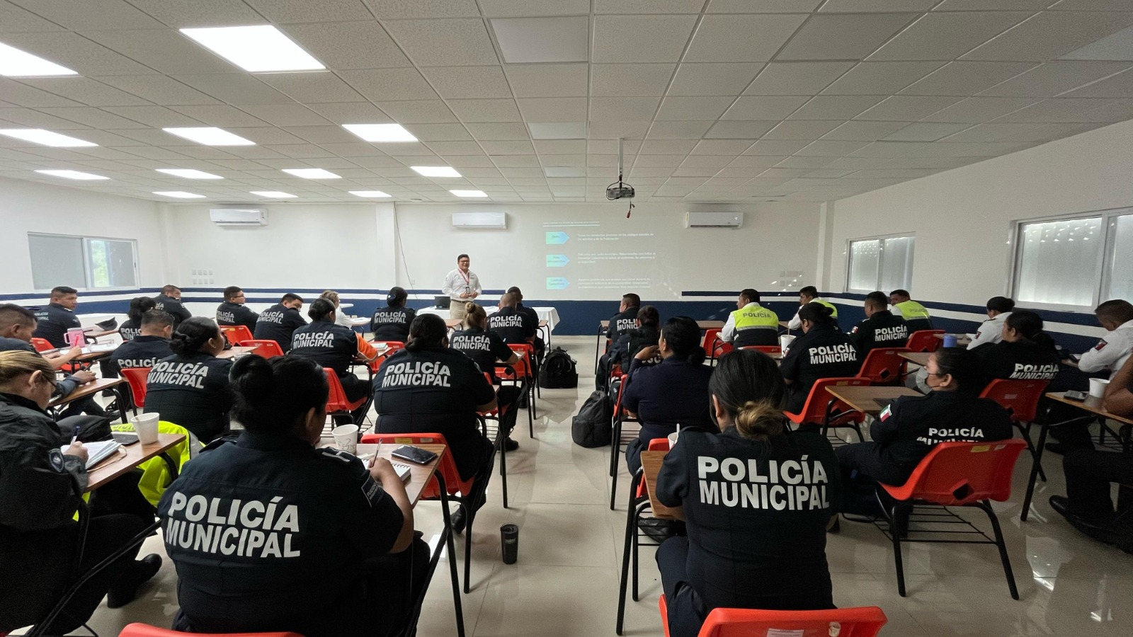 Capacitará SESESC a mil 200 elementos de Seguridad Ciudadana y Tránsito del municipio Solidaridad mediante el Modelo Pop
