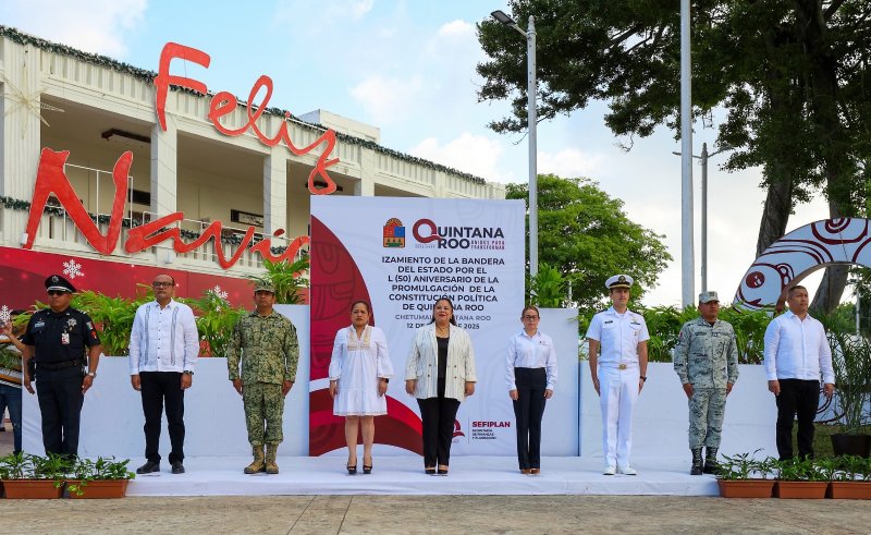 Reconoce Gobierno de Quintana Roo la independencia y soberanía del Estado con el izamiento a toda asta de la Bandera del Estado