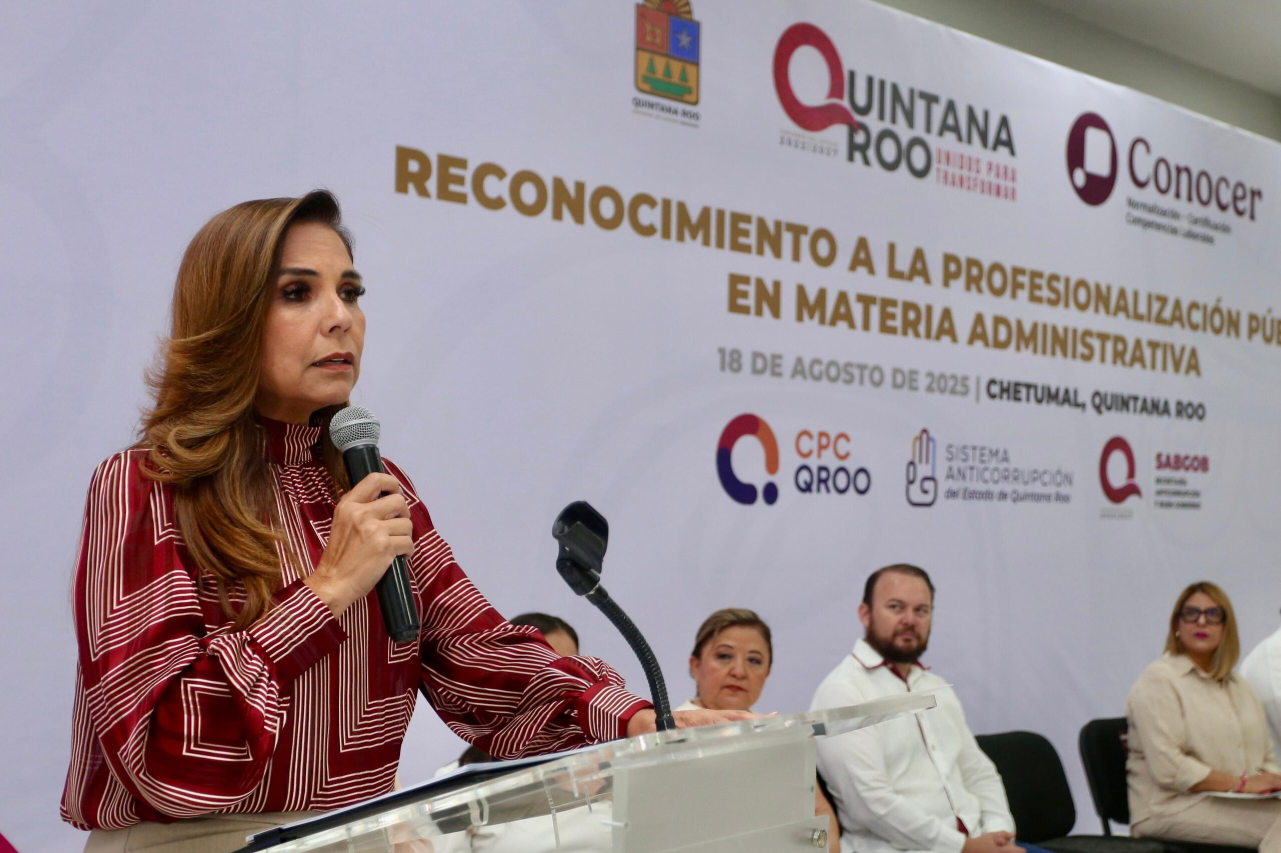 Quintana Roo es el primer estado del país en certificar a servidores públicos y avanzar en el combate a la corrupción: Mara Lezama