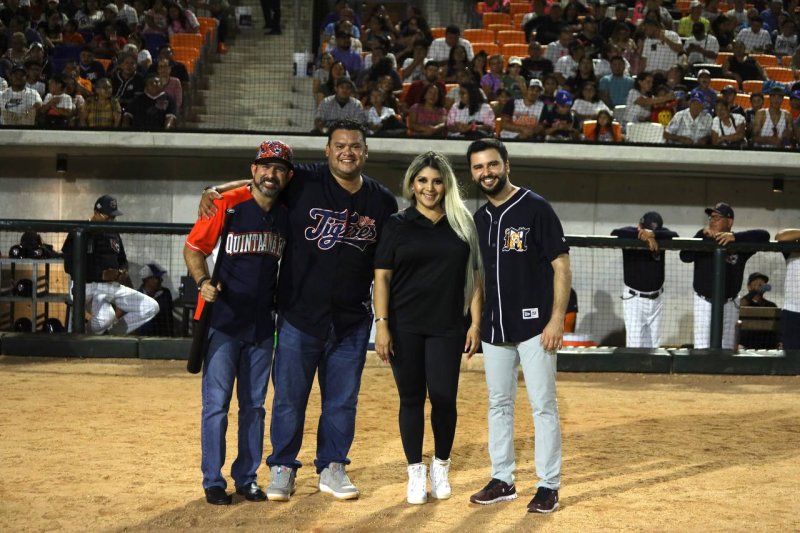 Con tres cuadrangulares y tres ataques de dos carreras cada uno, los Leones de Yucatán vencieron en juego de exhibición 7-4 a los Tigres de Quintana Roo, en el estadio Beto Ávila que lució una muy entrada