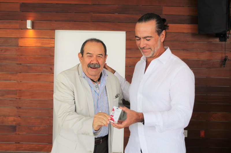 El Gobierno del Estado entrega credenciales del Padrón del Registro Estatal de Peritos Valuadores