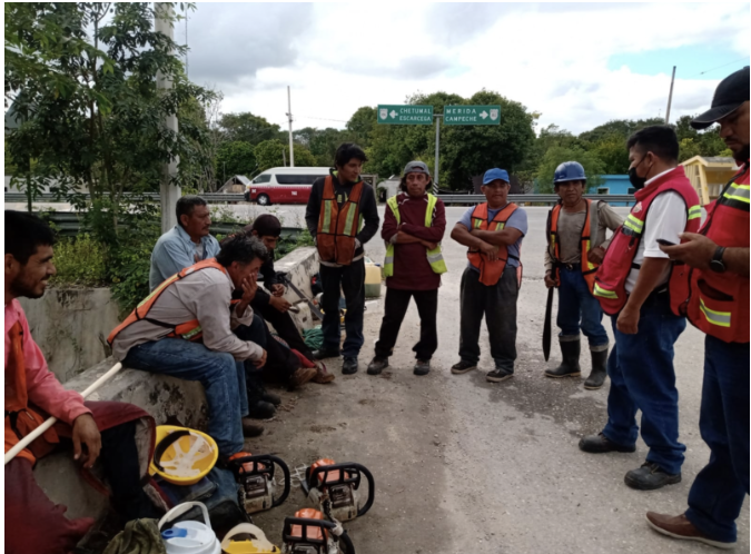 Operan en infames condiciones los trabajadores del tren maya en Quintana Roo