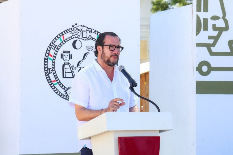 Playa del Carmen honra el legado de Benito Juárez en su 152 aniversario luctuoso