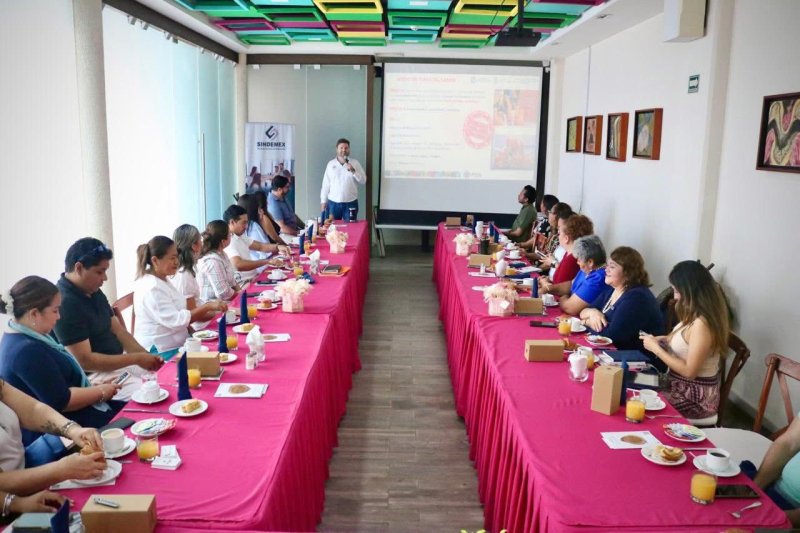 Playa del Carmen refuerza apoyo a emprendedores y empresarios en reunión con SINDEMEX