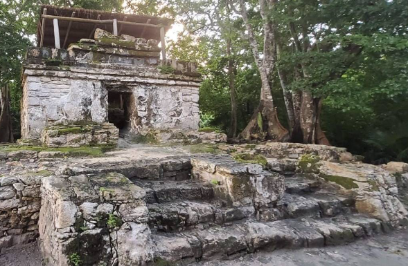 Reconoce AMLO que será difícil recuperar zona arqueológica en manos de Xcaret