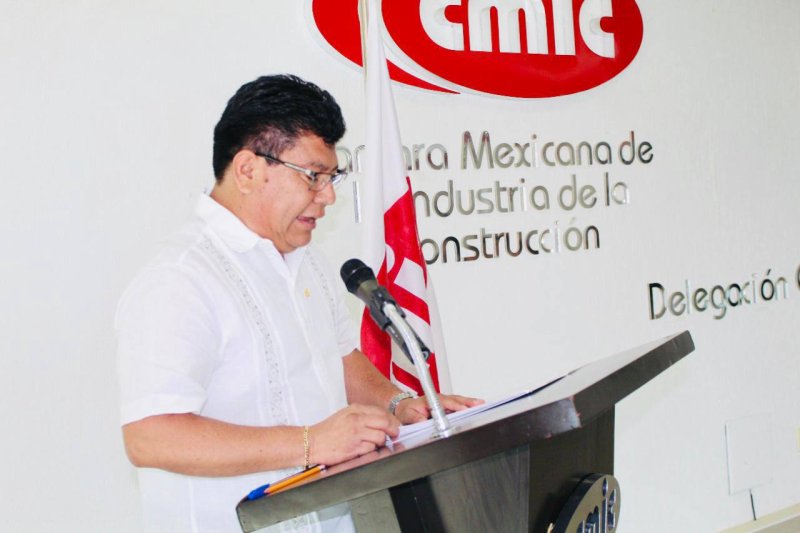 Reconocen trabajo de la CMIC en su 37 aniversario