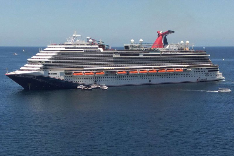 Búsqueda cesada tras caída de padre de tres hijos en crucero cerca de México