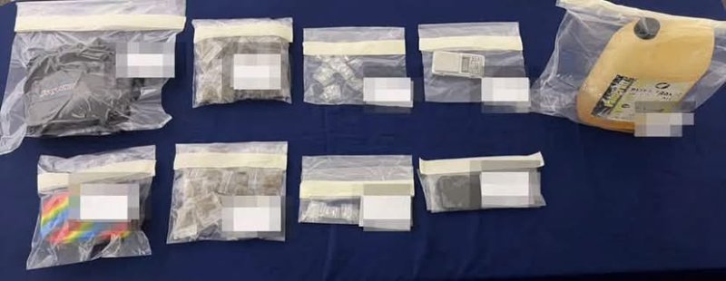 Detienen a dos hombres por presunta venta de drogas en Cozumel