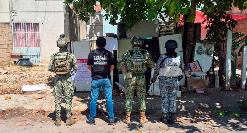 Detienen a tres personas en Benito Juárez por sospecha de tráfico de drogas