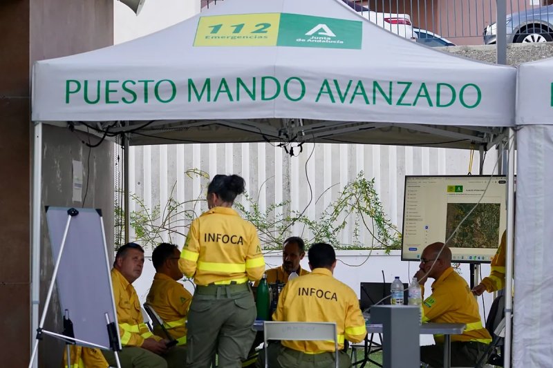 El incendio forestal que se declaró en Benahavís este domingo está estabilizado y los vecinos que