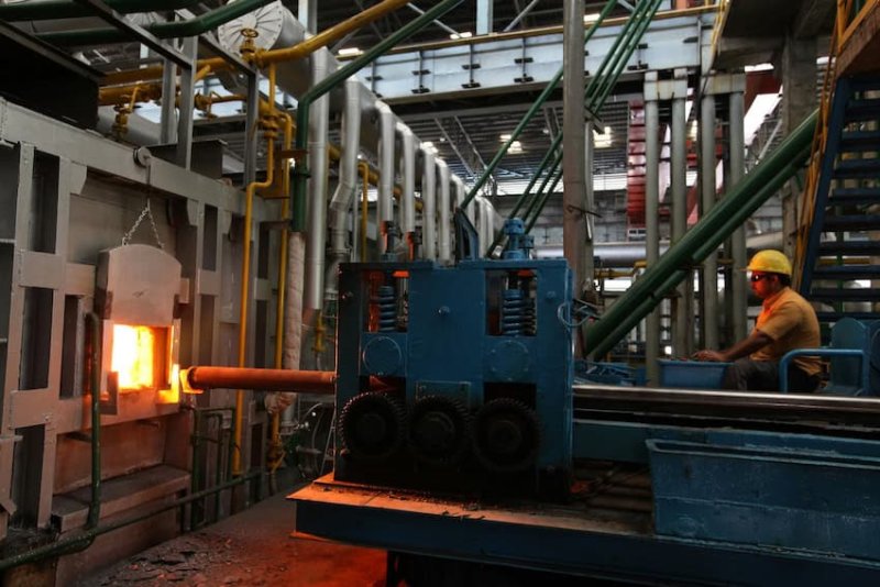 In July, industrial activity in Mexico was up 2.4% in annual seasonally adjusted terms, the
