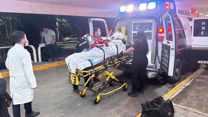 Trasladan en avión a adolescente con quemaduras de Cancún a hospital de CDMX