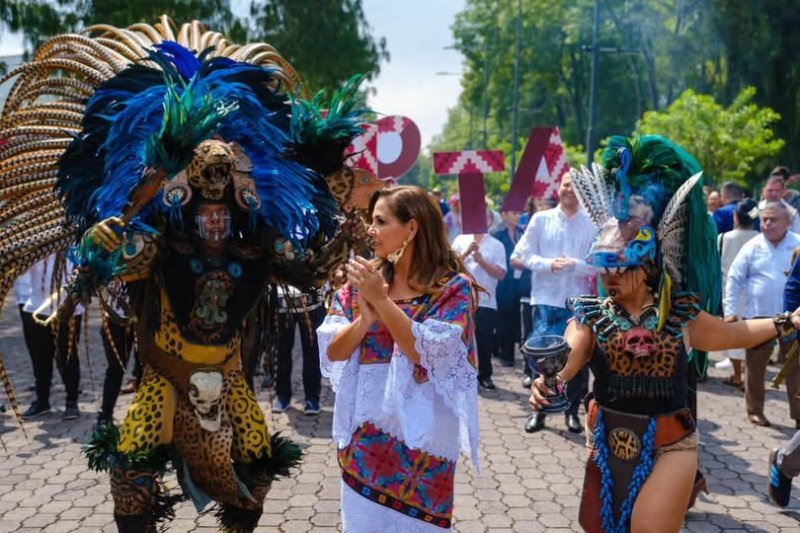Quintana Roo llega a Los Pinos con su cultura